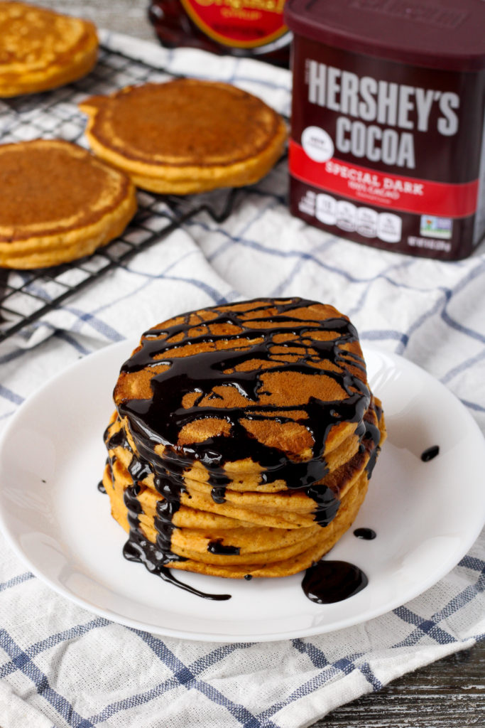 Pumpkin Pie Pancakes | Bakes and Blunders