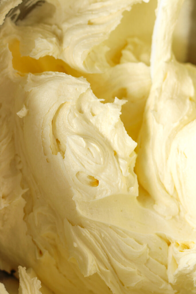 Lemon Curd Buttercream