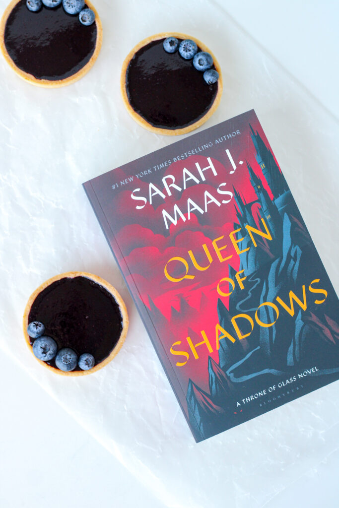Blueberry Tarts with Queen of Shadows (book)
