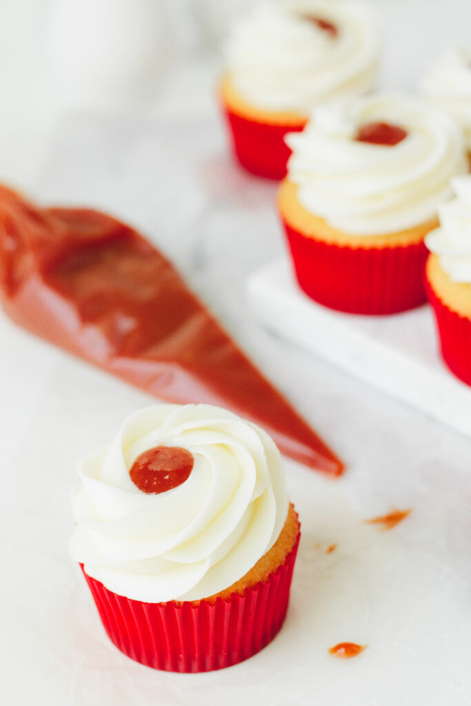 Guava and Cream Cheese Cupcakes